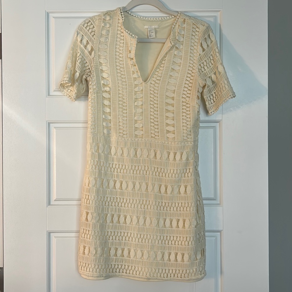 H&M Cream colored lace dress worn once.